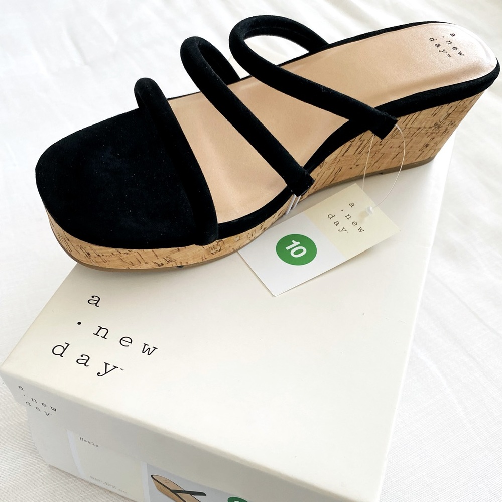 NEW summer wedge sandal